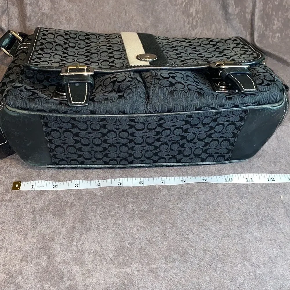 Coach Voyager Messenger Bag